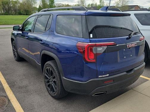 Ultra Blue Metallic 2023 GMC Acadia AWD SLE