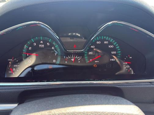 Tungsten Metallic 2016 Chevrolet Traverse 1LT