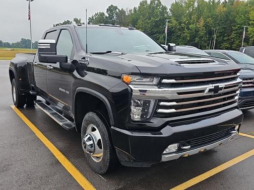 2022 Chevrolet Silverado 3500 High Country