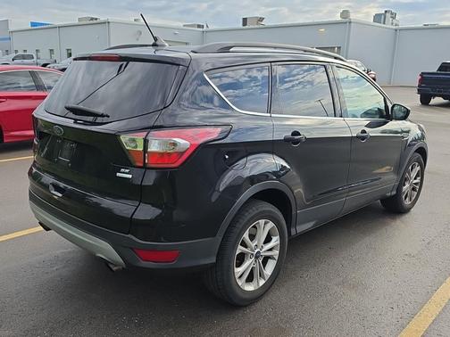 Shadow Black 2018 Ford Escape SE