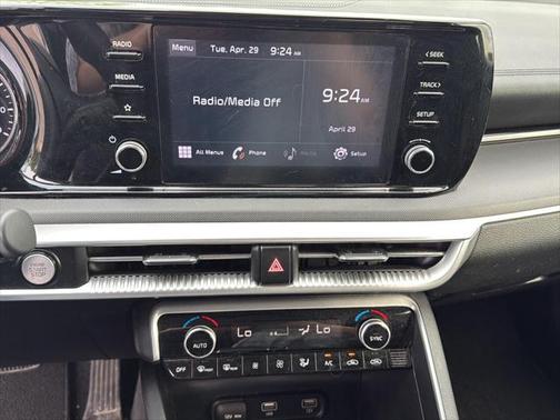 2023 Kia K5 LXS