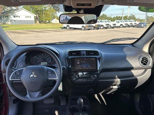 2024 Mitsubishi Mirage G4 LE