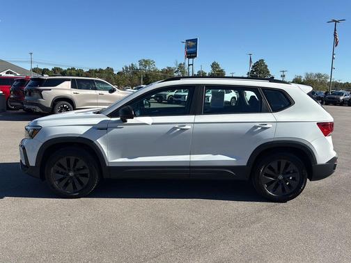 2022 Volkswagen Taos 1.5T S