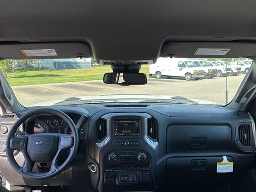2026 Chevrolet Silverado 2500 Custom