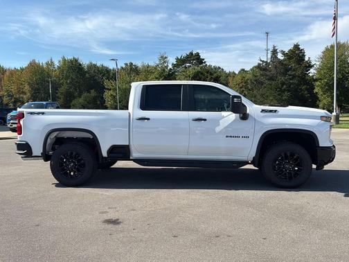 2026 Chevrolet Silverado 2500 Custom