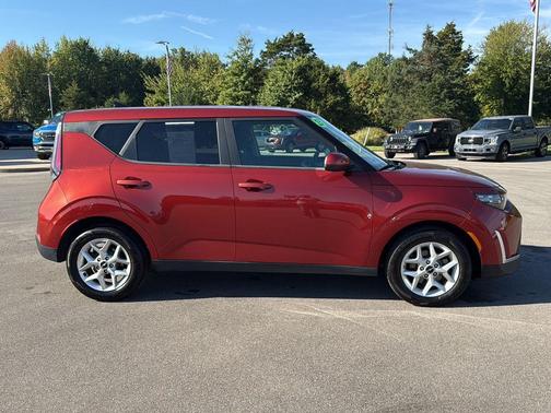 2023 Kia Soul LX