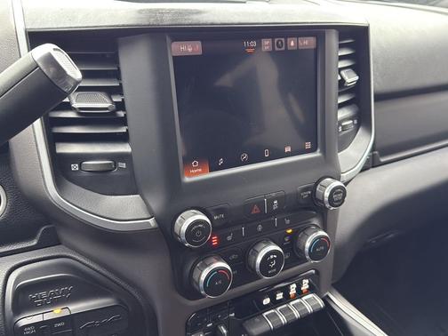 2022 RAM 2500 Big Horn Crew Cab 4x4 6'4' Box