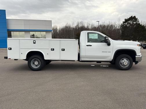 Summit White 2026 Chevrolet Silverado 3500 WT