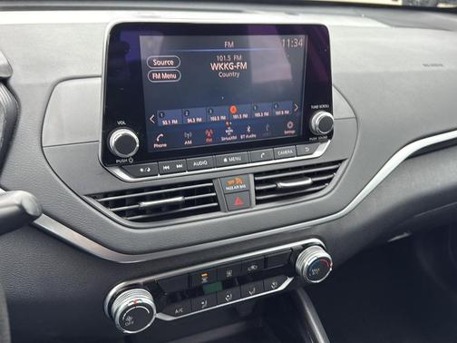 2021 Nissan Altima 2.5 SV