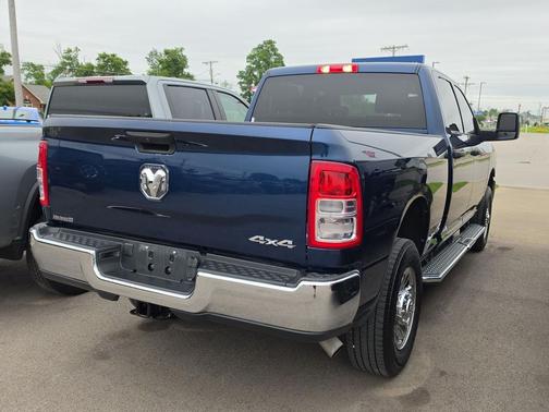 Patriot Blue Pearlcoat 2024 RAM 2500 Tradesman Crew Cab 4x4 6'4' Box