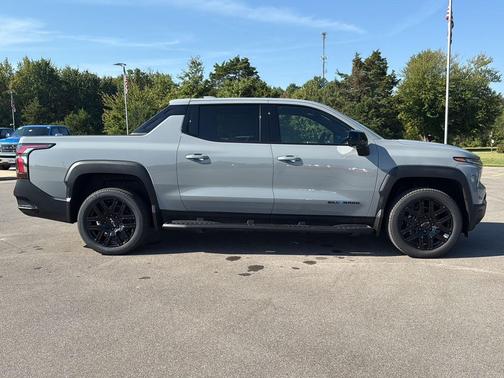 2026 Chevrolet Silverado EV LT
