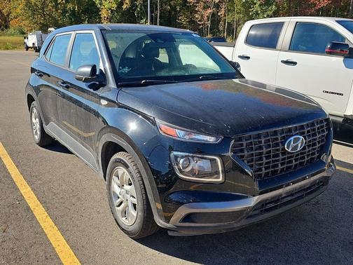 2021 Hyundai VENUE SE