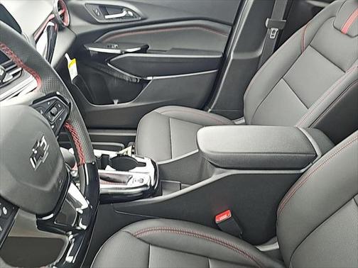 2025 Chevrolet Trax FWD 2RS
