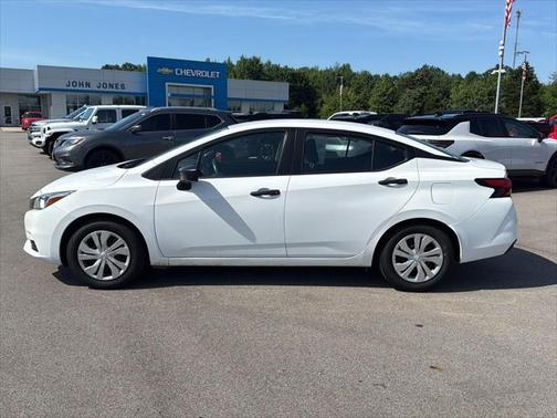 2021 Nissan Versa 1.6 S