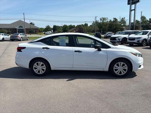 2021 Nissan Versa 1.6 S