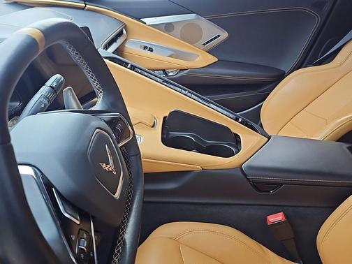 2022 Chevrolet Corvette Stingray w/2LT