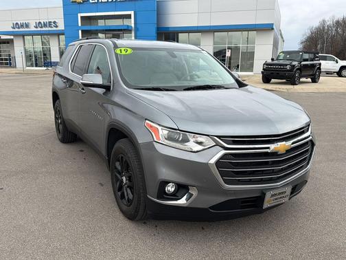2019 Chevrolet Traverse LT Cloth