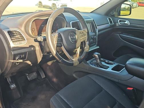 2018 Jeep Grand Cherokee Laredo E