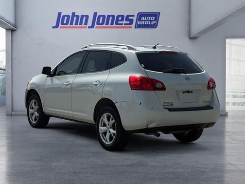 Phantom White Pearl 2010 Nissan Rogue SL
