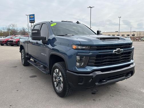 2024 Chevrolet Silverado 2500 Custom