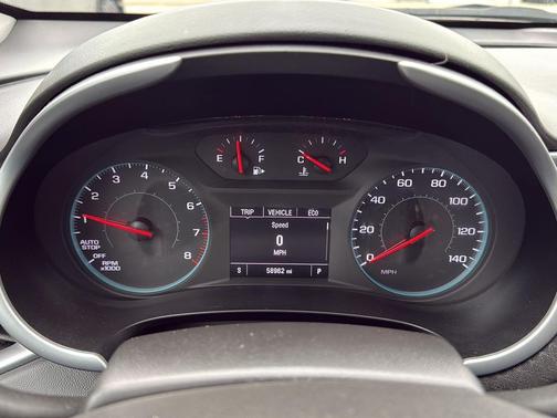 Sterling Gray Metallic 2023 Chevrolet Malibu FWD 1LT