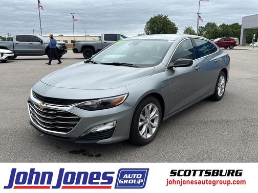 Sterling Gray Metallic 2023 Chevrolet Malibu FWD 1LT
