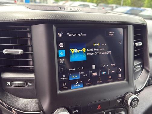 Hydro Blue Pearlcoat 2023 RAM 1500 Big Horn/Lone Star