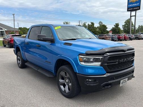 Hydro Blue Pearlcoat 2023 RAM 1500 Big Horn/Lone Star