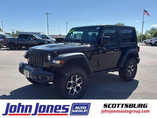 Black Clearcoat 2022 Jeep Wrangler Rubicon