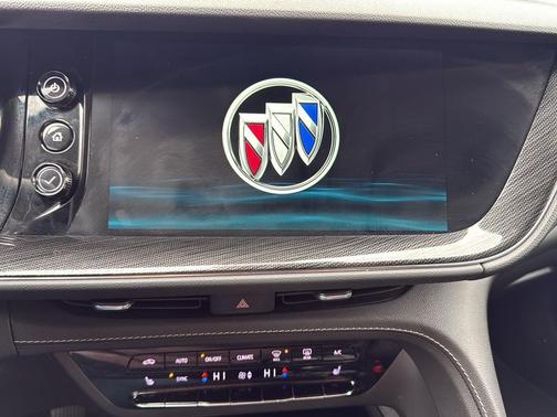 2022 Buick Envision FWD Essence