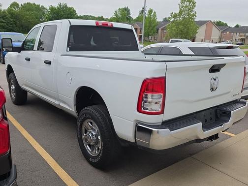 Bright White Clearcoat 2024 RAM 2500 Tradesman Crew Cab 4x4 6'4' Box