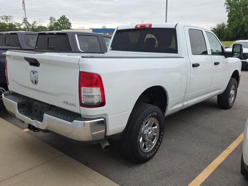 Bright White Clearcoat 2024 RAM 2500 Tradesman Crew Cab 4x4 6'4' Box