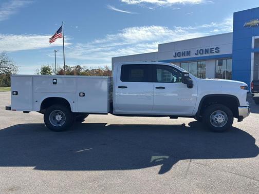 2026 Chevrolet Silverado 3500 4WD CREW CAB 177  WB, 60