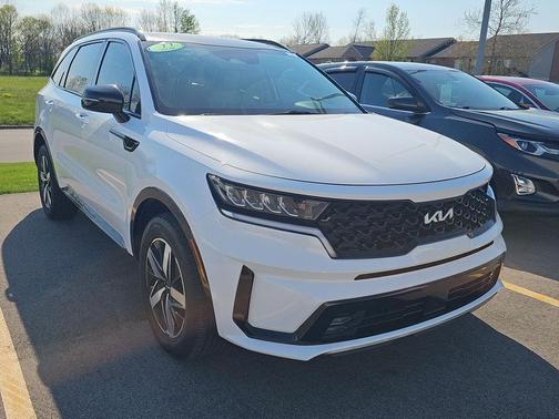 Glacial White Pearl 2022 Kia Sorento EX
