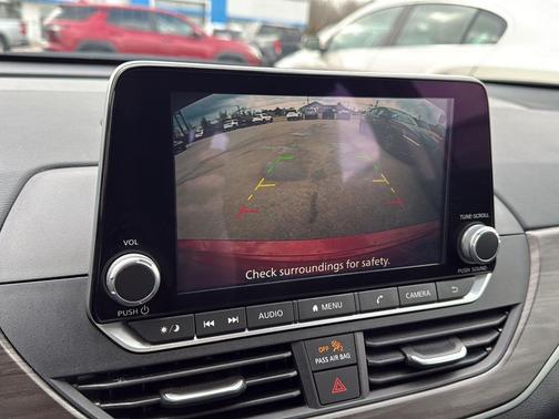 2025 Nissan Altima SV FWD