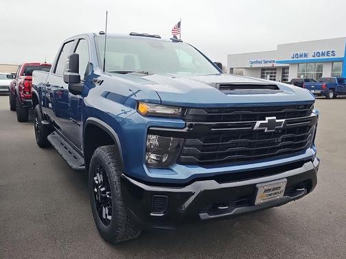 2026 Chevrolet Silverado 2500 Custom