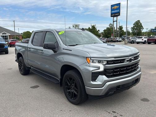 Sterling Gray Metallic 2024 Chevrolet Silverado 1500 RST