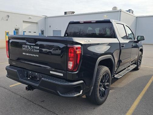 2022 GMC Sierra 1500 Elevation