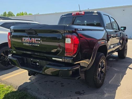 Onyx Black 2024 GMC Canyon Elevation
