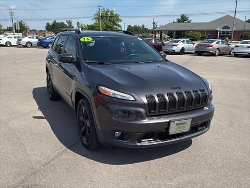 2016 Jeep Cherokee Altitude