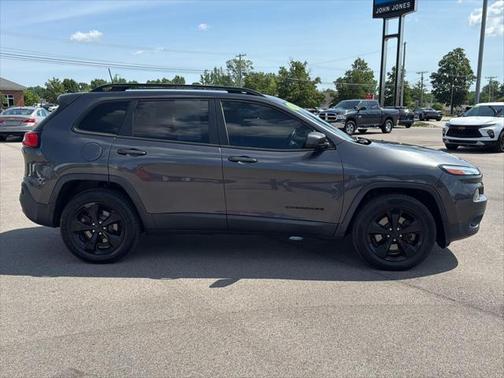2016 Jeep Cherokee Altitude