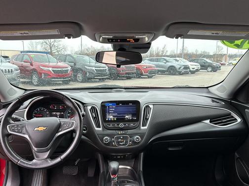 2022 Chevrolet Malibu FWD RS