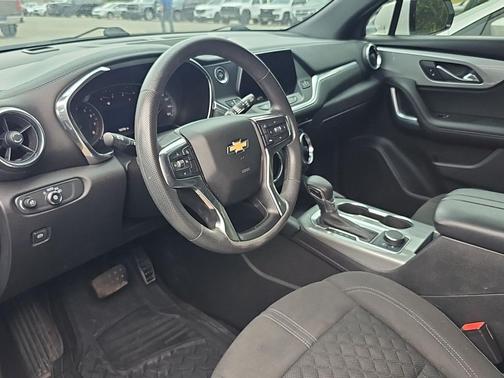 Summit White 2021 Chevrolet Blazer 2LT