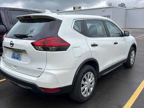 2020 Nissan Rogue S
