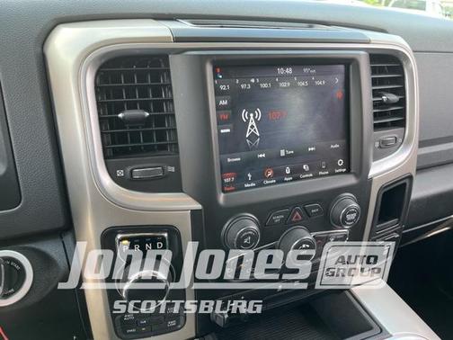 Brilliant Black Crystal Pearlcoat 2018 RAM 1500 Big Horn