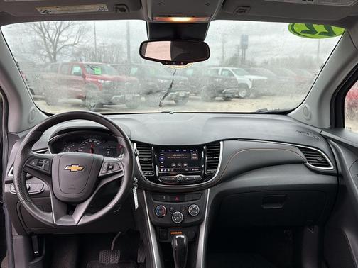 2022 Chevrolet Trax LS
