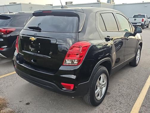 2022 Chevrolet Trax LS