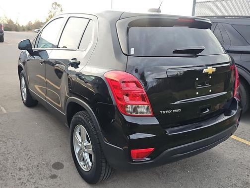 2022 Chevrolet Trax LS
