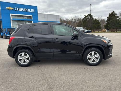 2022 Chevrolet Trax LS