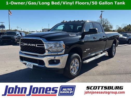 2022 RAM 2500 Big Horn Crew Cab 4x4 8' Box